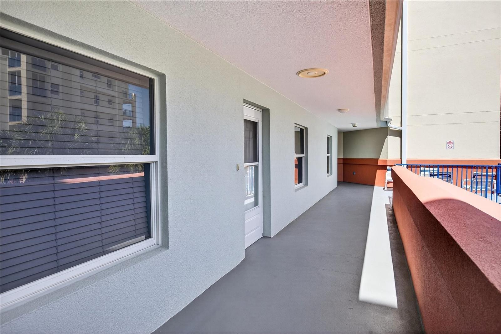 Image 50 of 75 For 5300 Atlantic Avenue 9-204