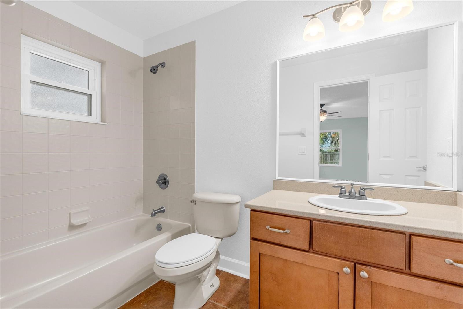 Image 19 of 38 For 757 Alcazar Avenue