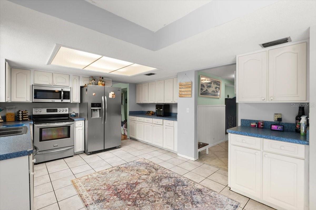 Image 11 of 52 For 20 Putnam Avenue