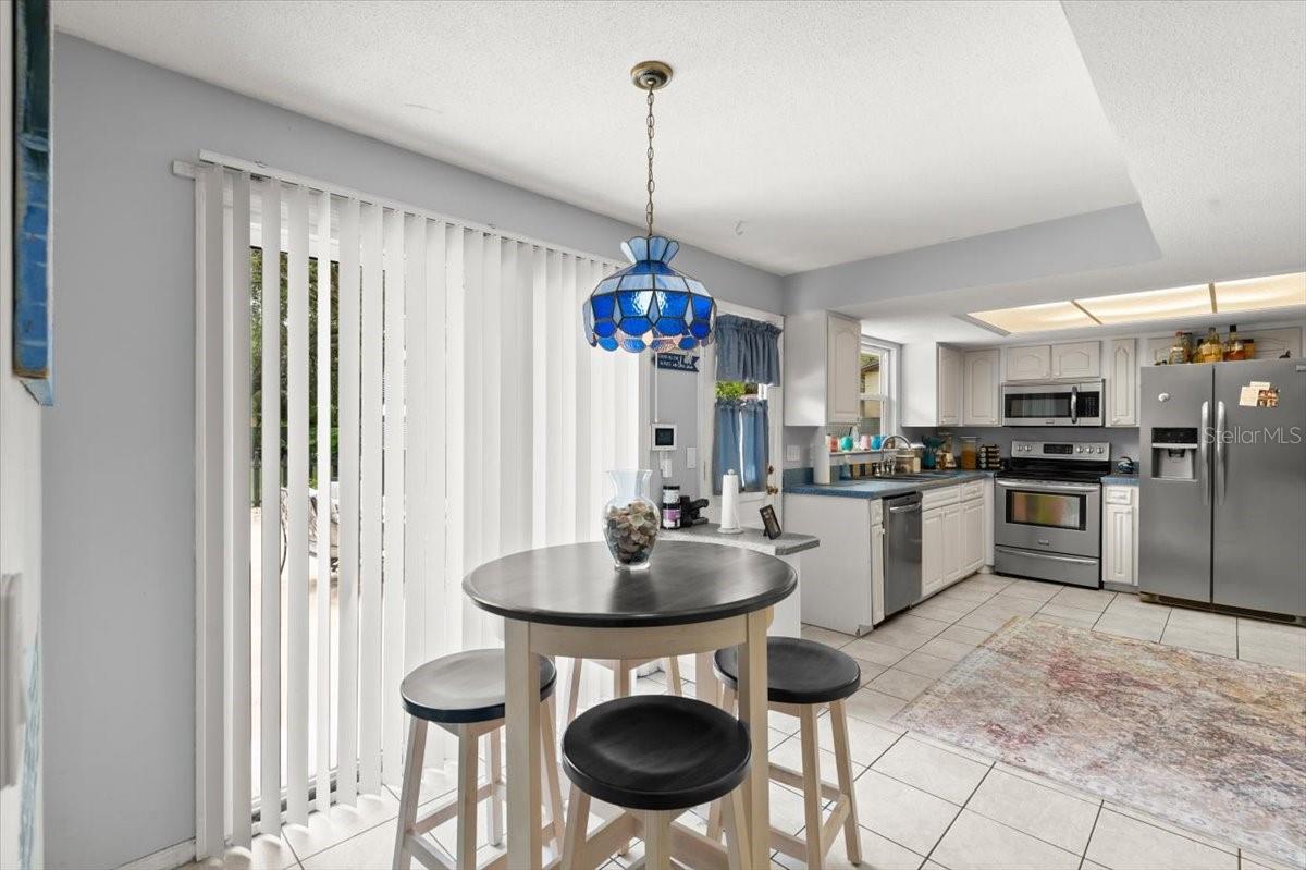 Image 13 of 52 For 20 Putnam Avenue