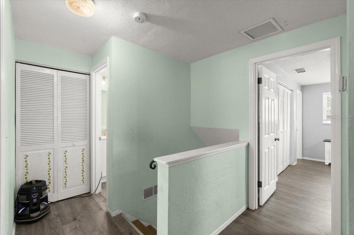 Image 19 of 52 For 20 Putnam Avenue