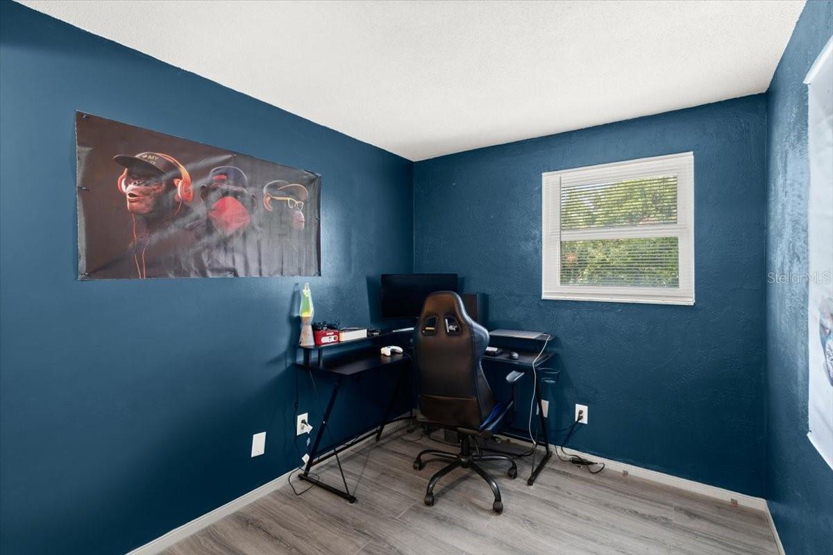 Image 20 of 52 For 20 Putnam Avenue