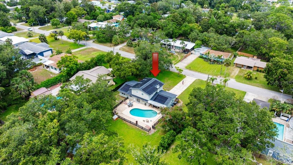 Image 42 of 52 For 20 Putnam Avenue