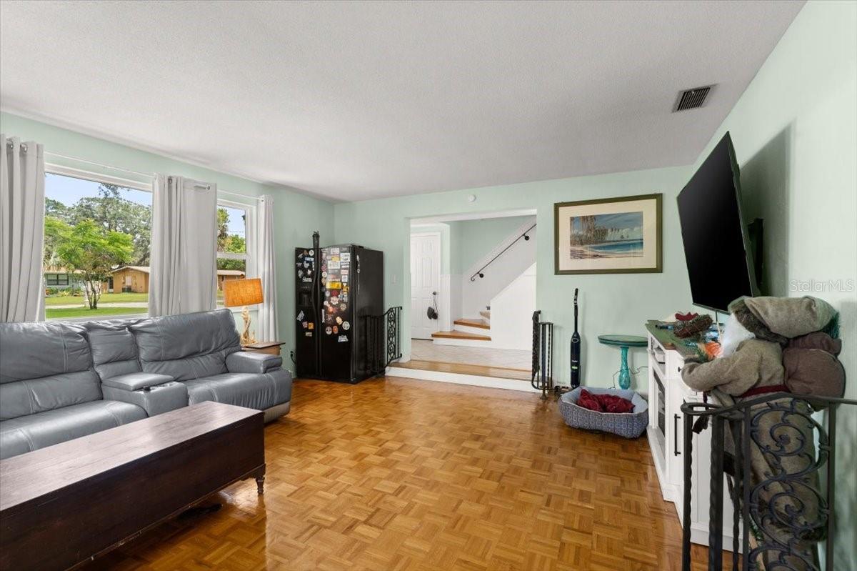 Image 5 of 52 For 20 Putnam Avenue