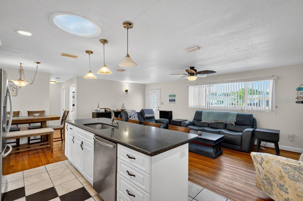 Image 10 of 53 For 2538 Coral Way W