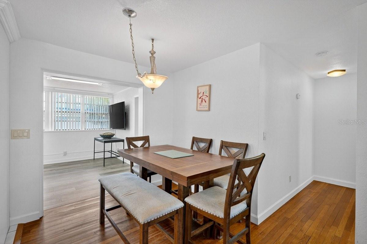 Image 11 of 53 For 2538 Coral Way W