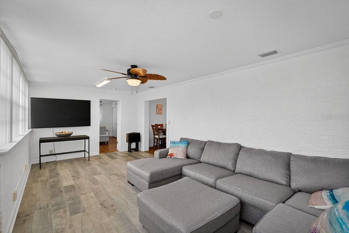 Image 15 of 53 For 2538 Coral Way W