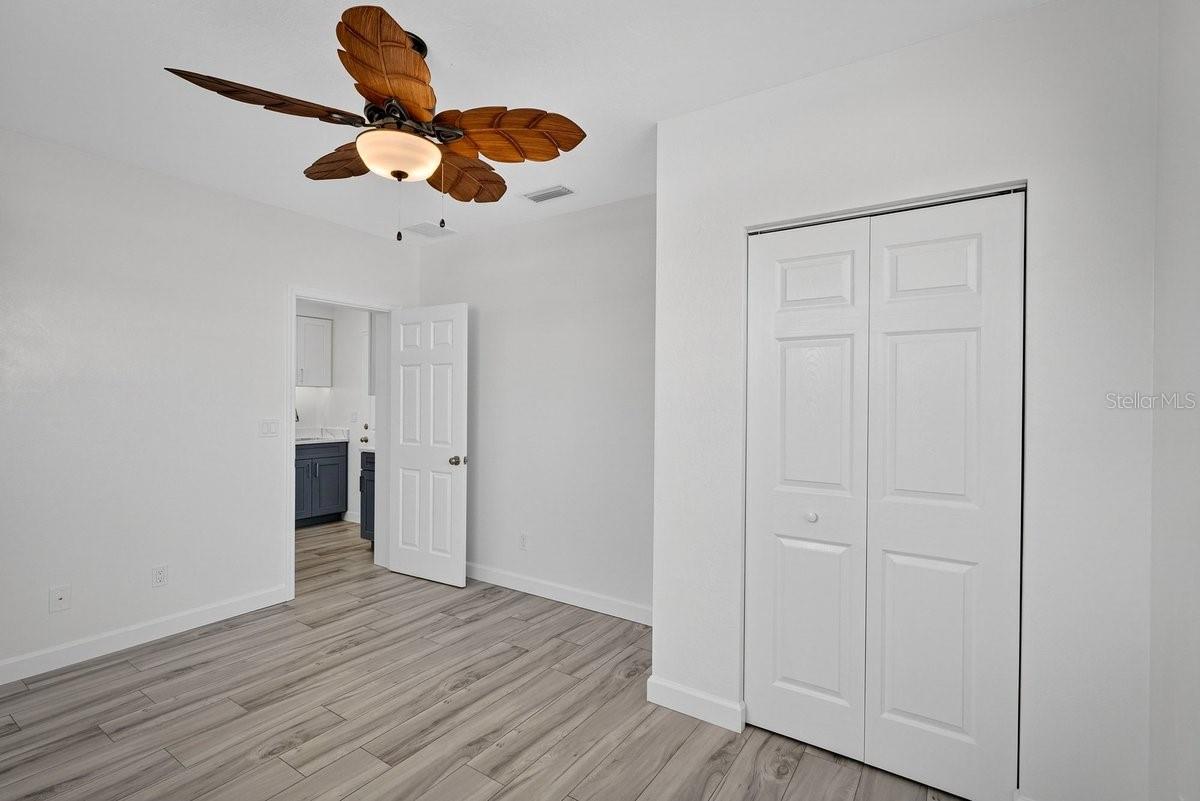 Image 32 of 53 For 2538 Coral Way W