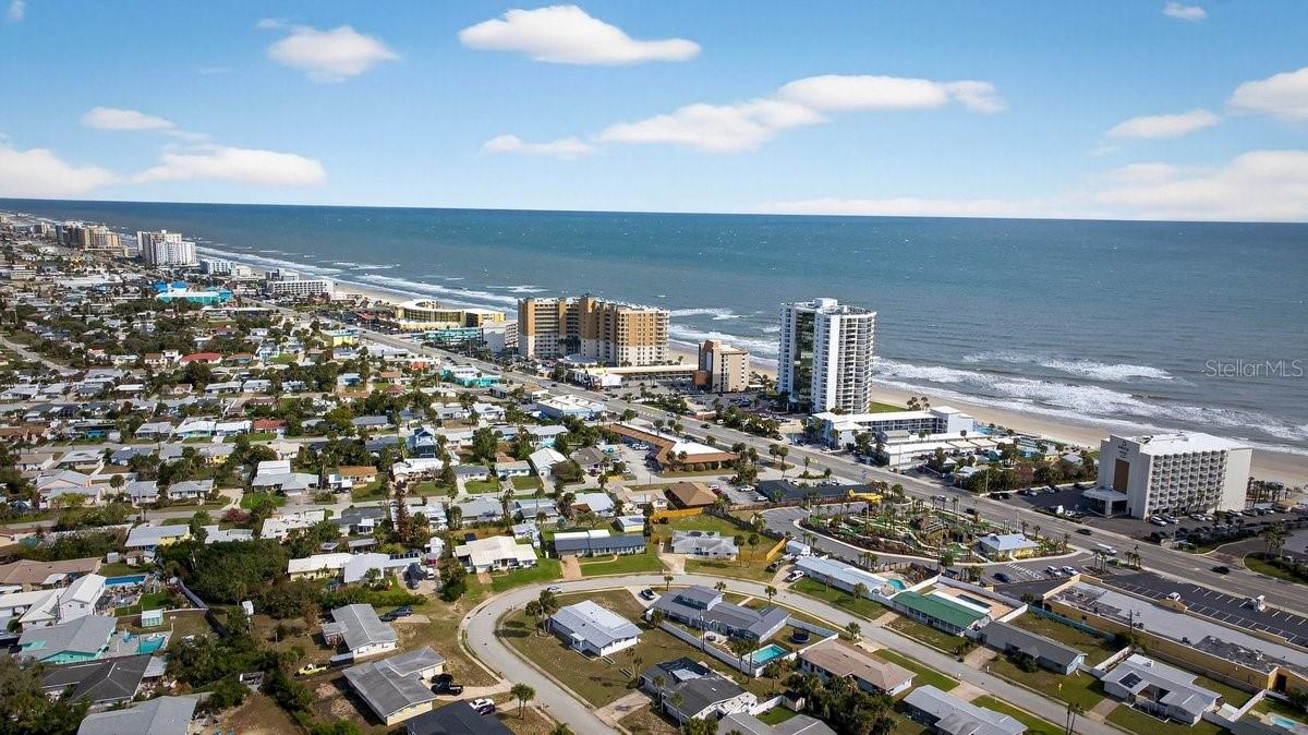 Image 42 of 53 For 2538 Coral Way W