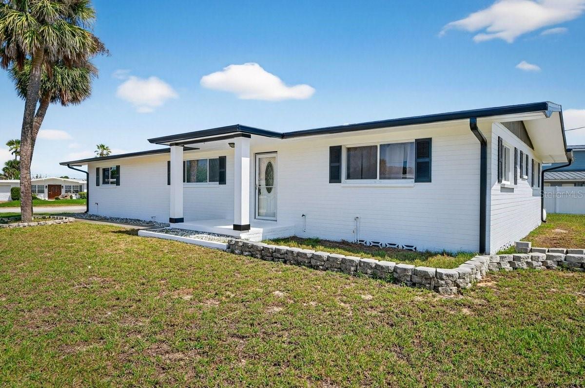 Image 49 of 53 For 2538 Coral Way W