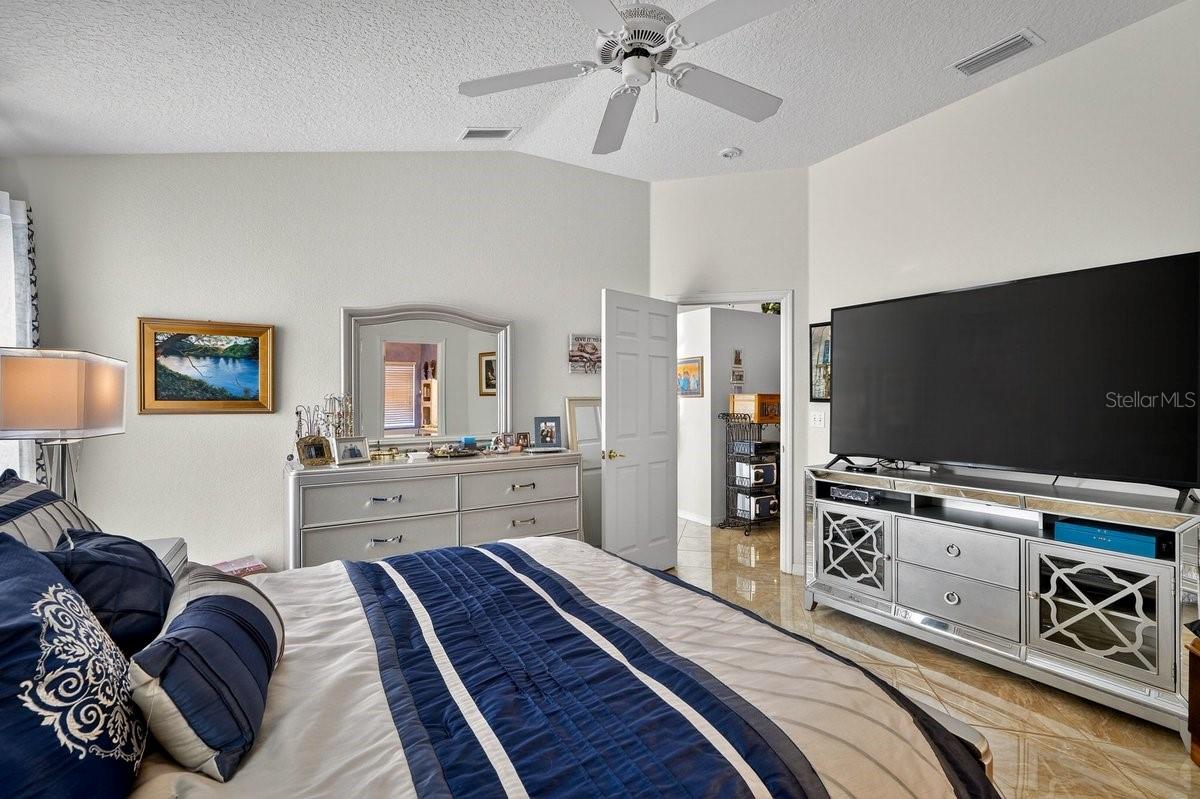 Image 26 of 46 For 5473 Ward Lake Drive