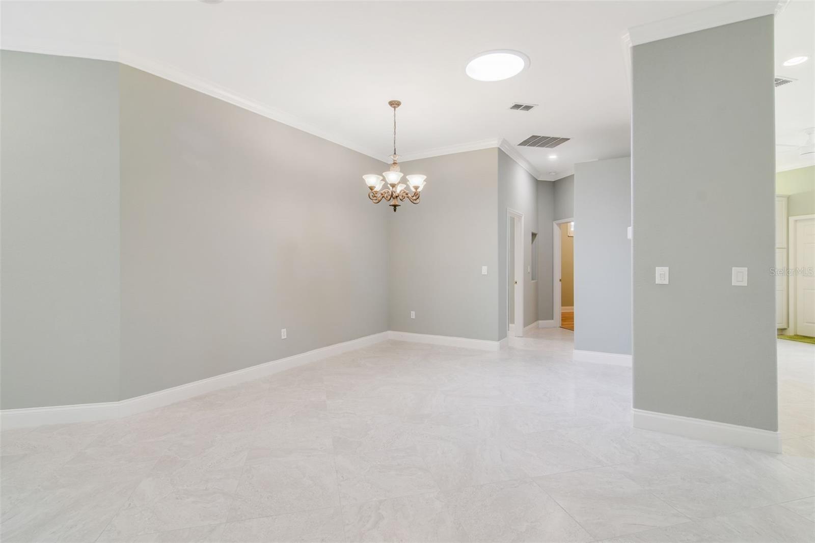 Image 10 of 26 For 3184 Royal Birkdale Way