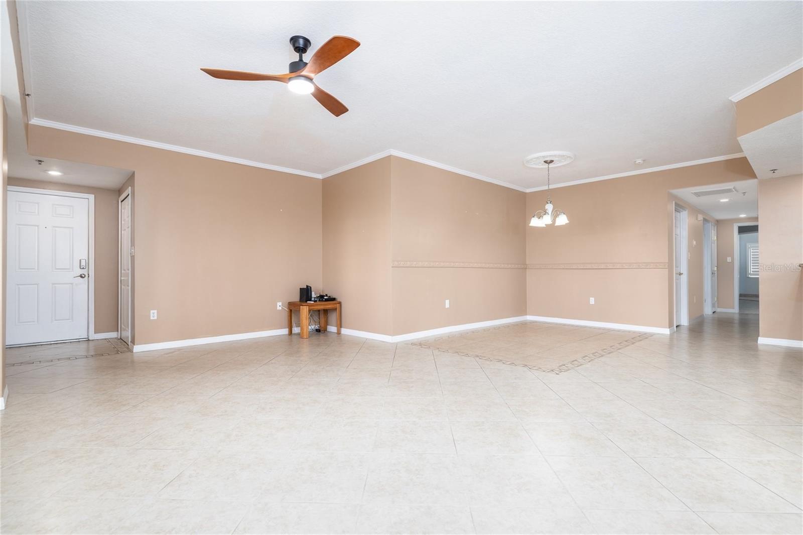 Image 10 of 70 For 5300 Atlantic Avenue 6-207