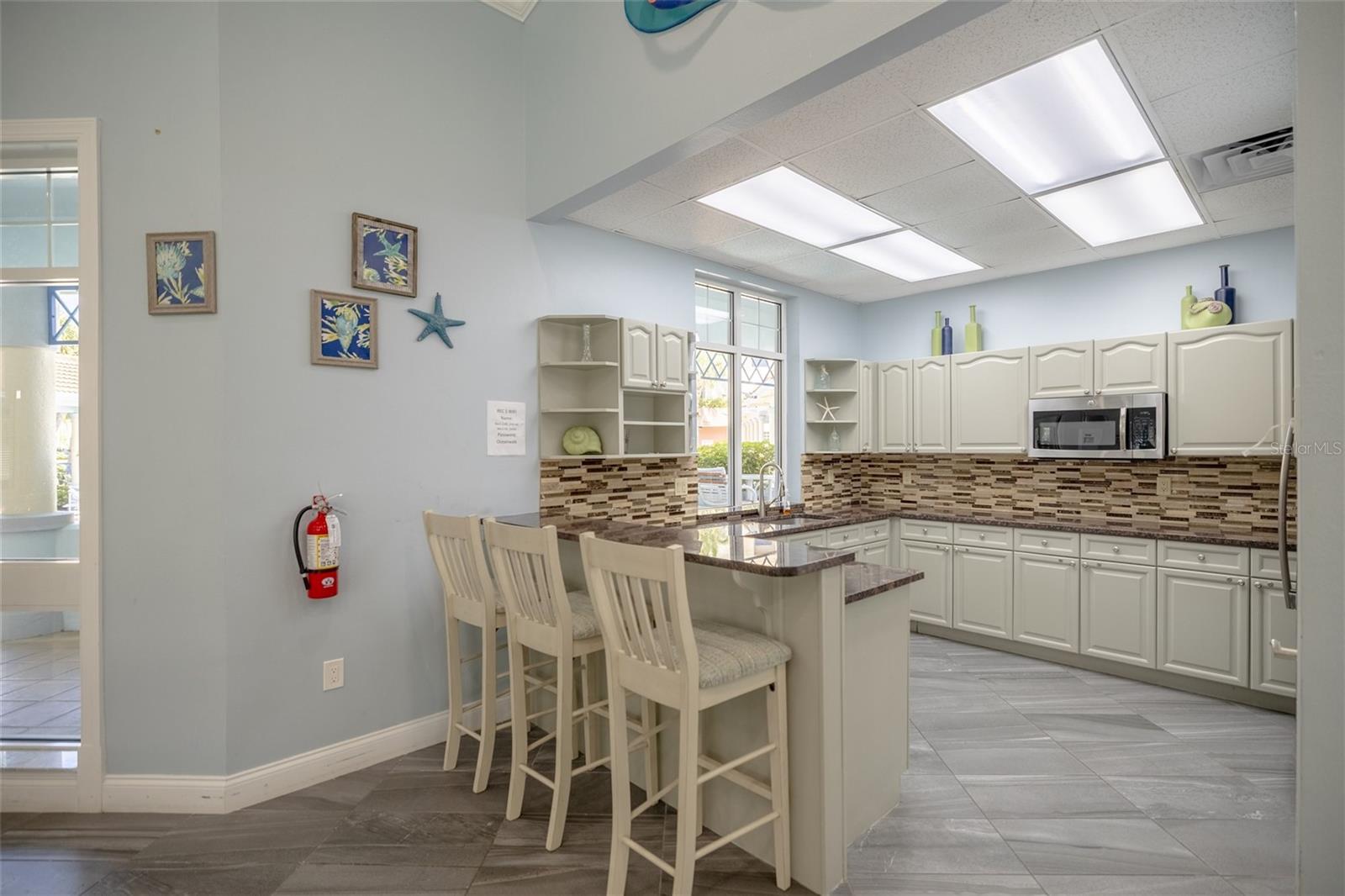 Image 38 of 70 For 5300 Atlantic Avenue 6-207