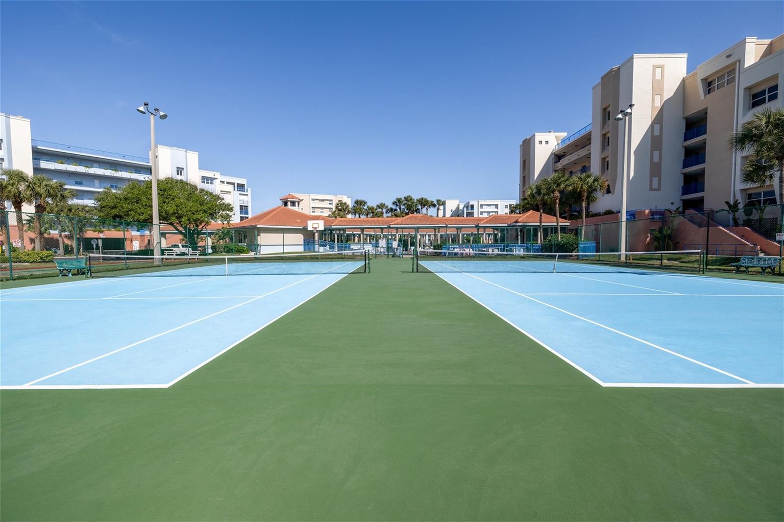 Image 41 of 70 For 5300 Atlantic Avenue 6-207