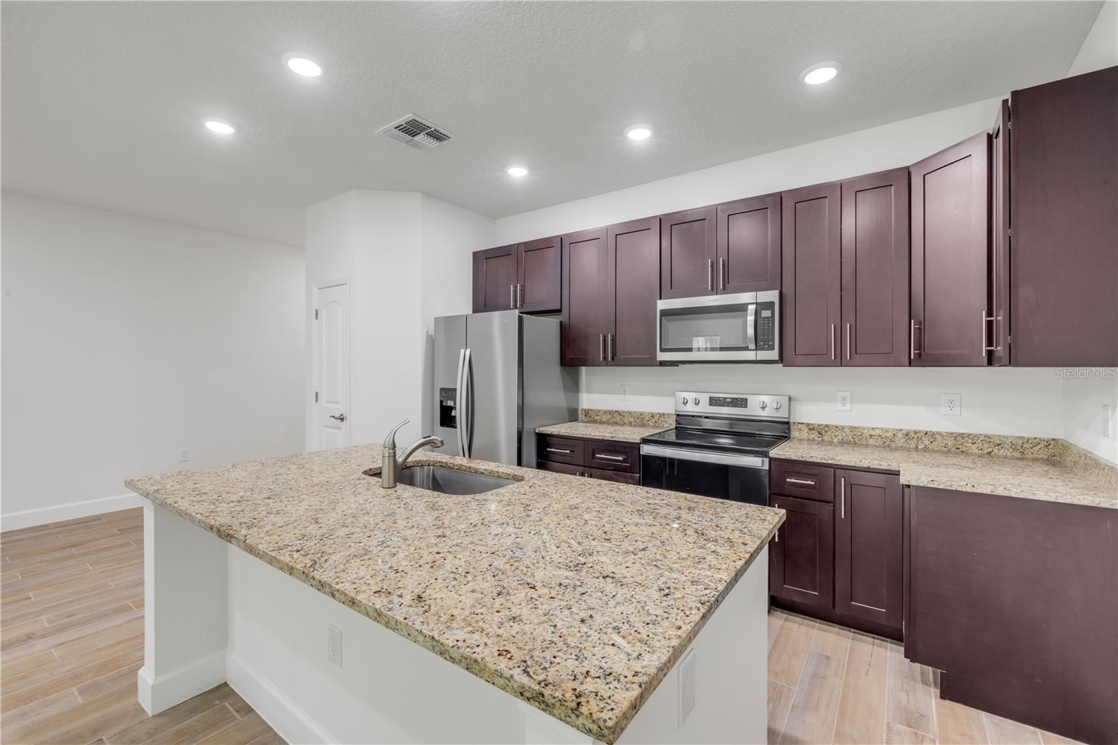 Image 12 of 34 For 553 Coronado Cove Road