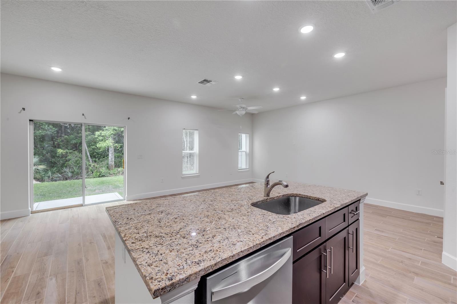 Image 14 of 34 For 553 Coronado Cove Road