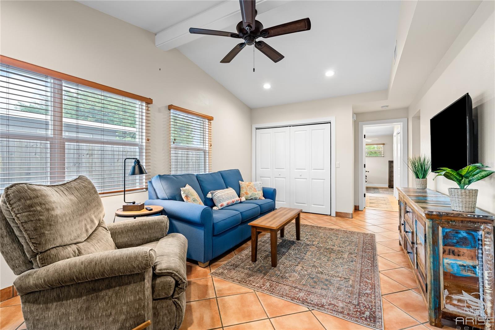 Image 31 of 54 For 818 Hope Avenue