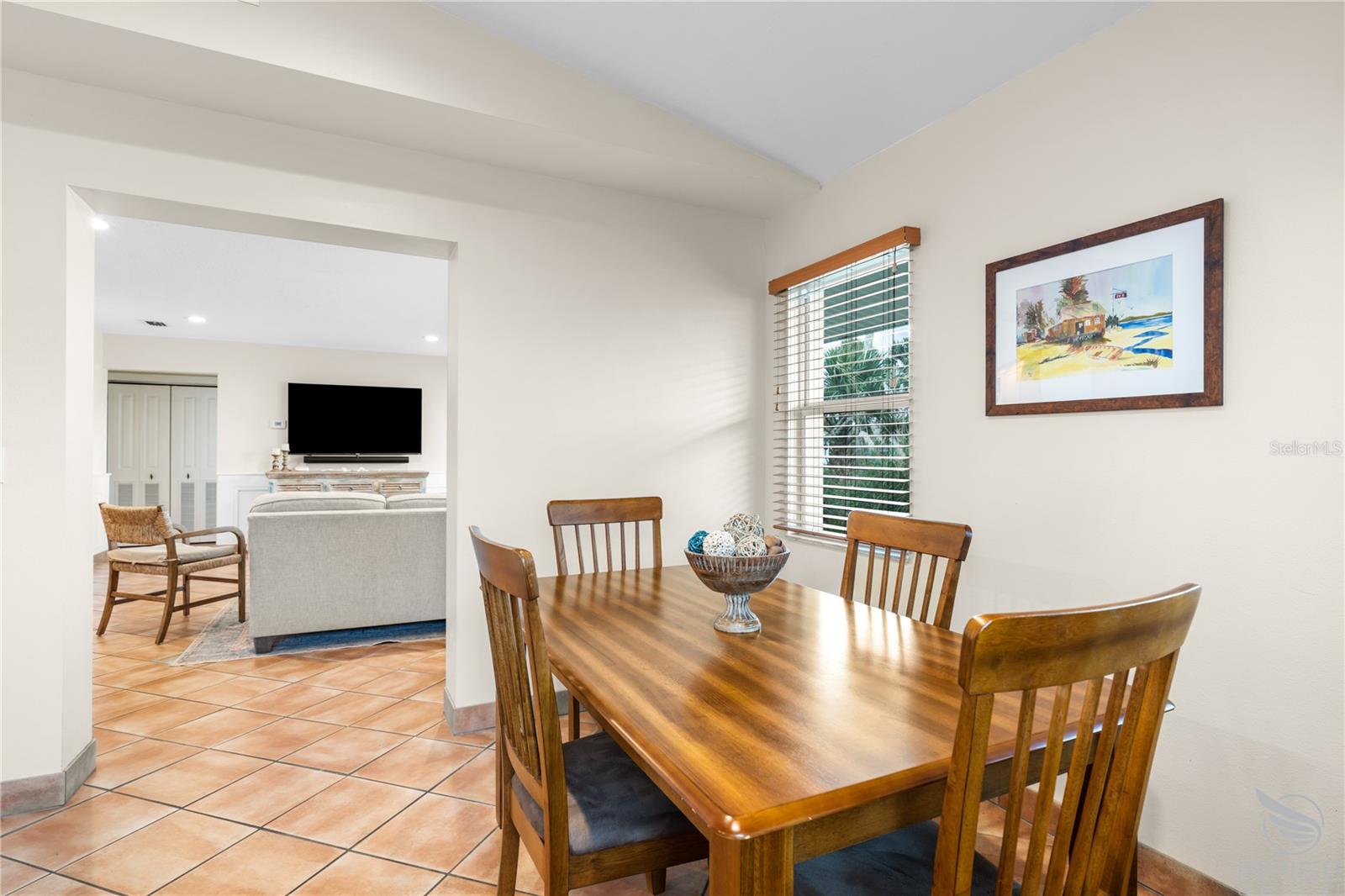 Image 33 of 54 For 818 Hope Avenue