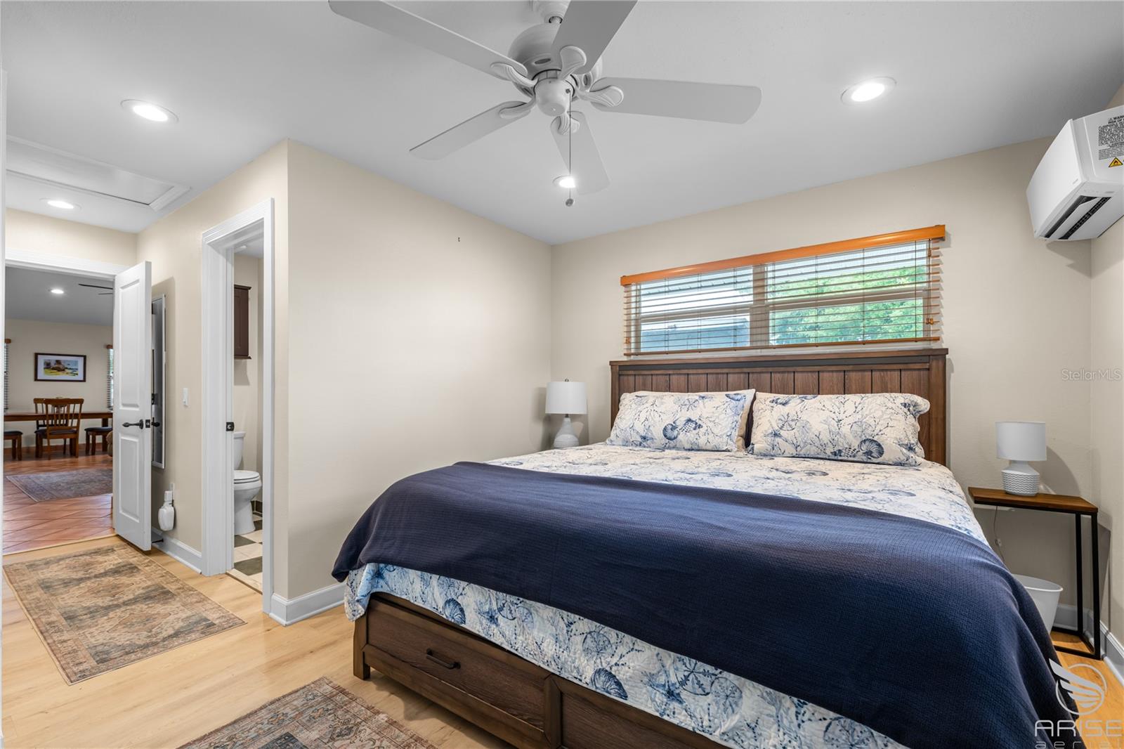 Image 36 of 54 For 818 Hope Avenue