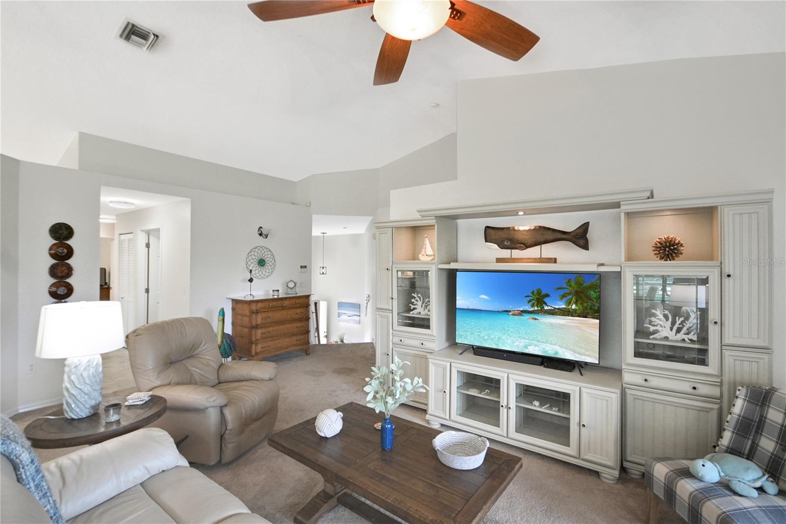 Image 13 of 60 For 441 Bouchelle Drive 202