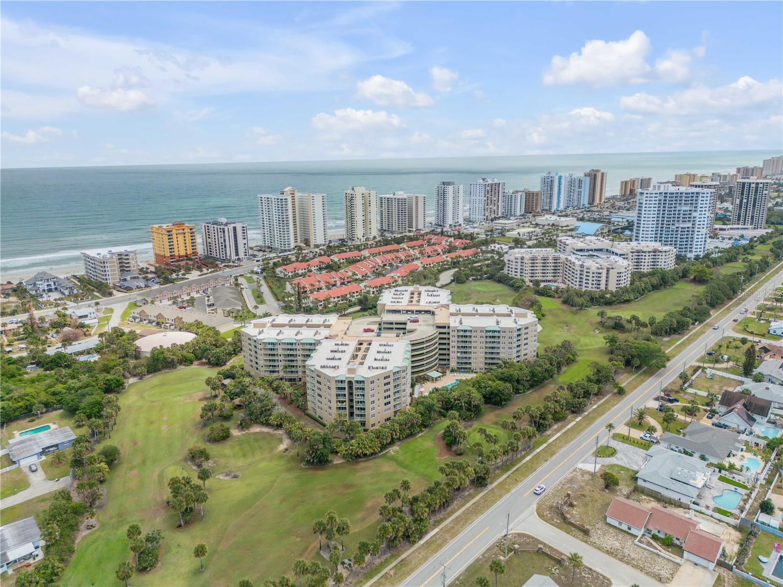 Image 47 of 64 For 4 Oceans West Boulevard 402a