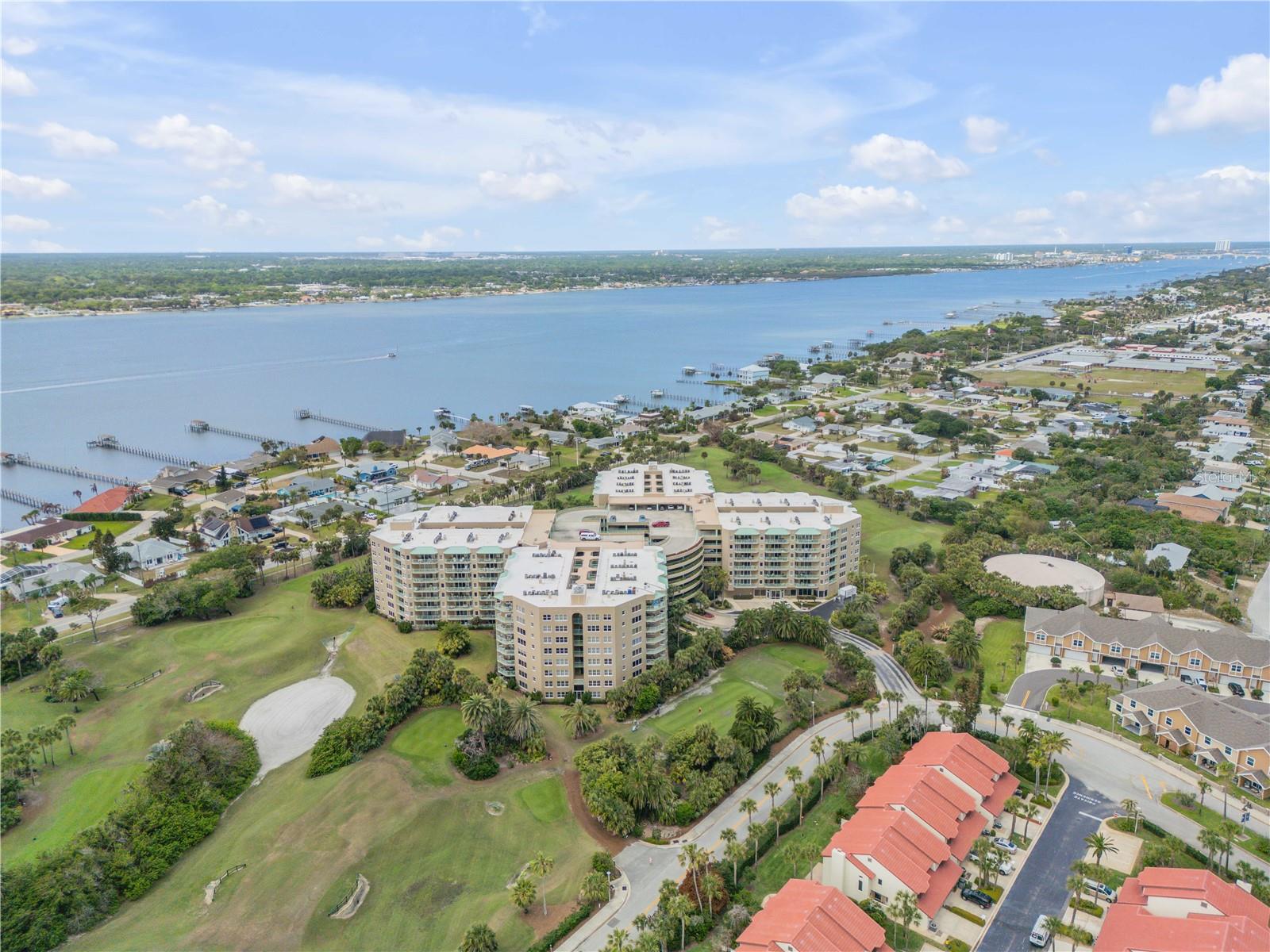 Image 50 of 64 For 4 Oceans West Boulevard 402a