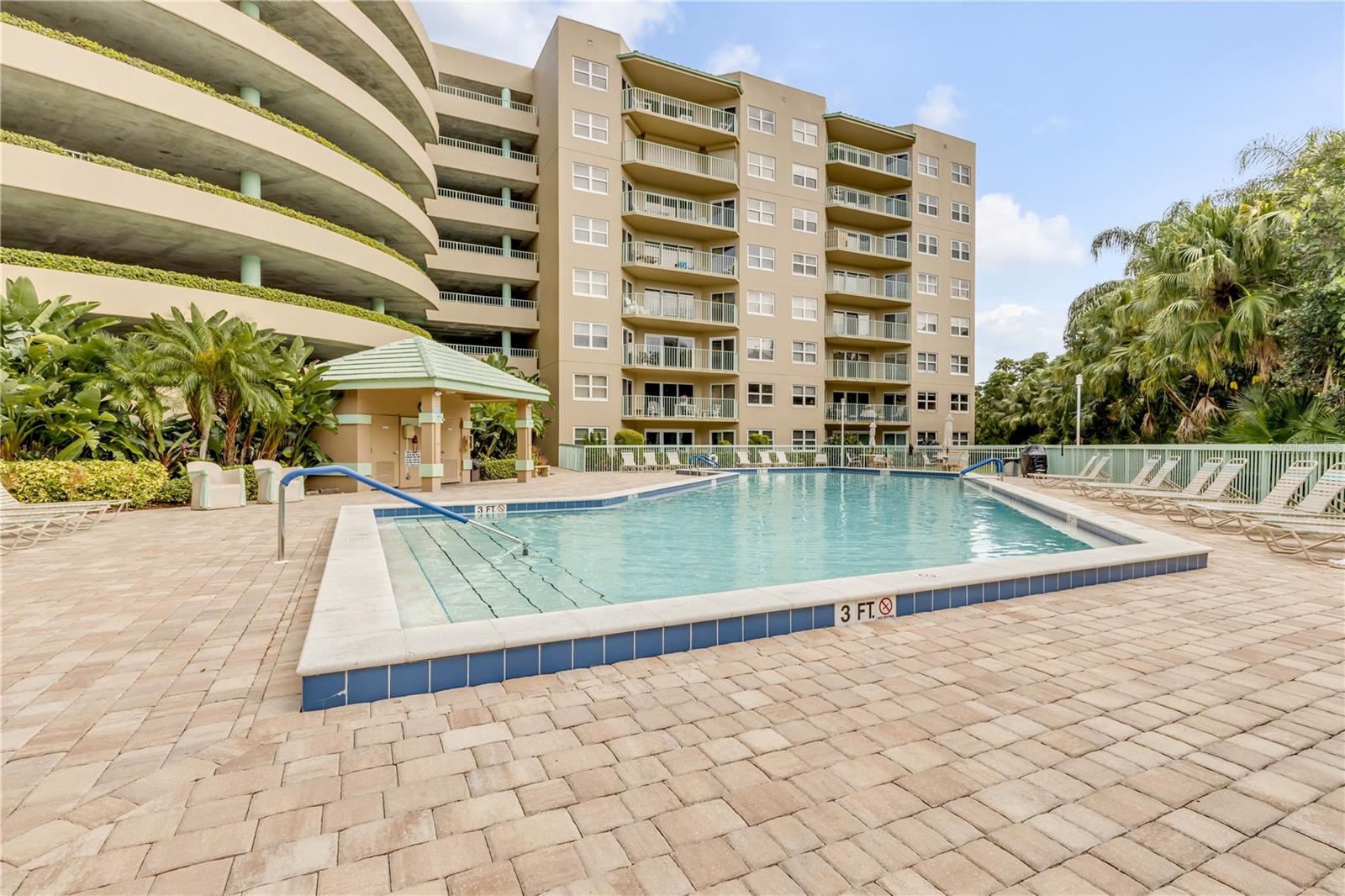 Image 55 of 64 For 4 Oceans West Boulevard 402a