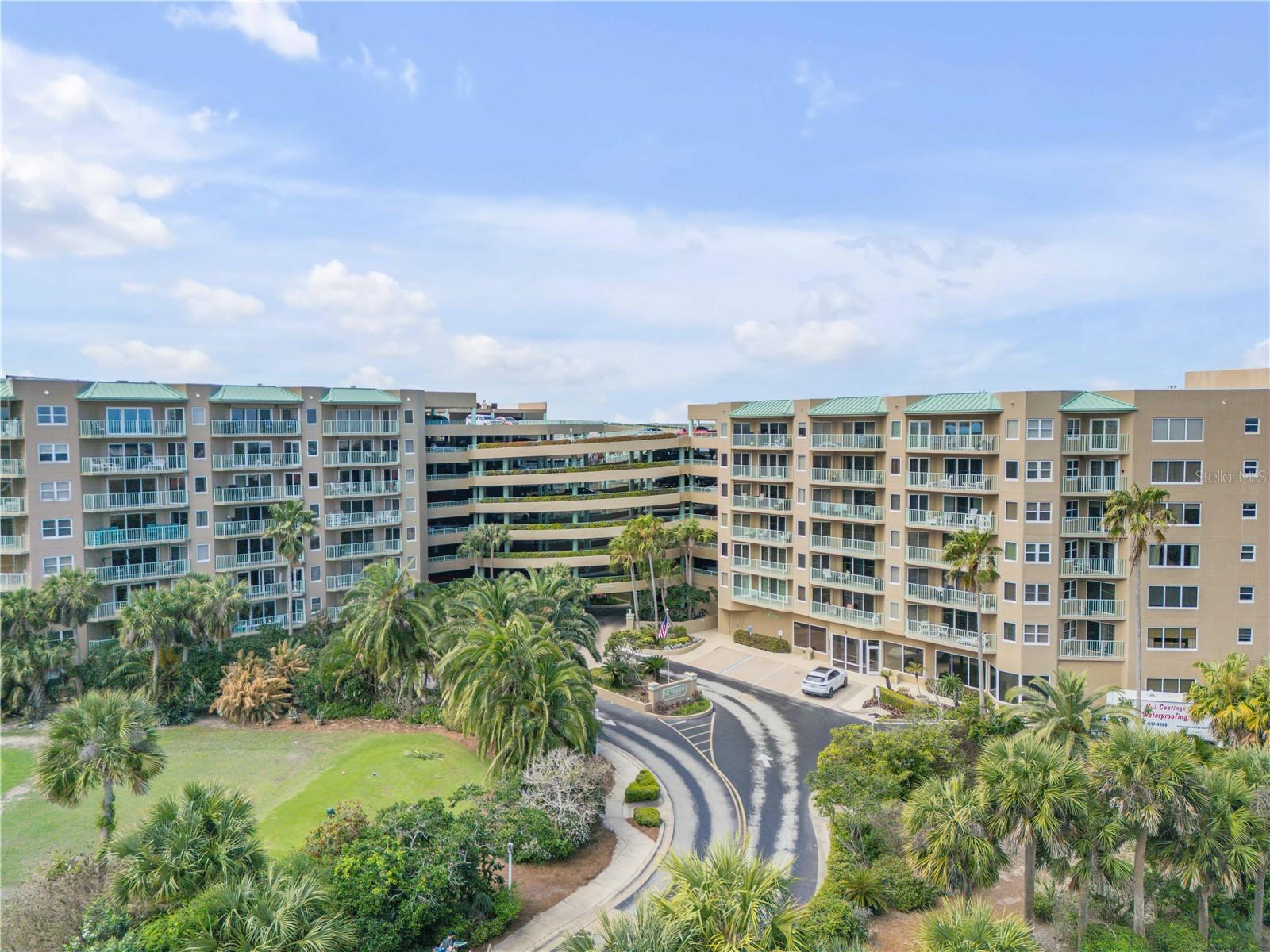 Image 6 of 64 For 4 Oceans West Boulevard 402a