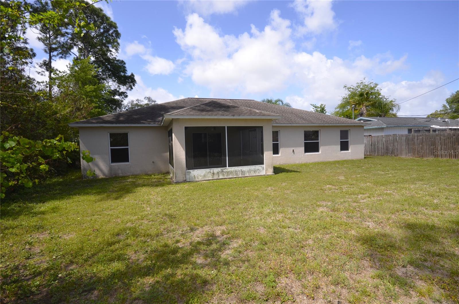 Image 2 of 24 For 1923 Travelers Palm Drive