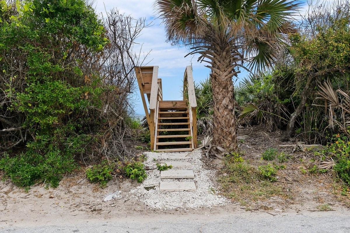 Image 22 of 95 For 6176 Atlantic Avenue