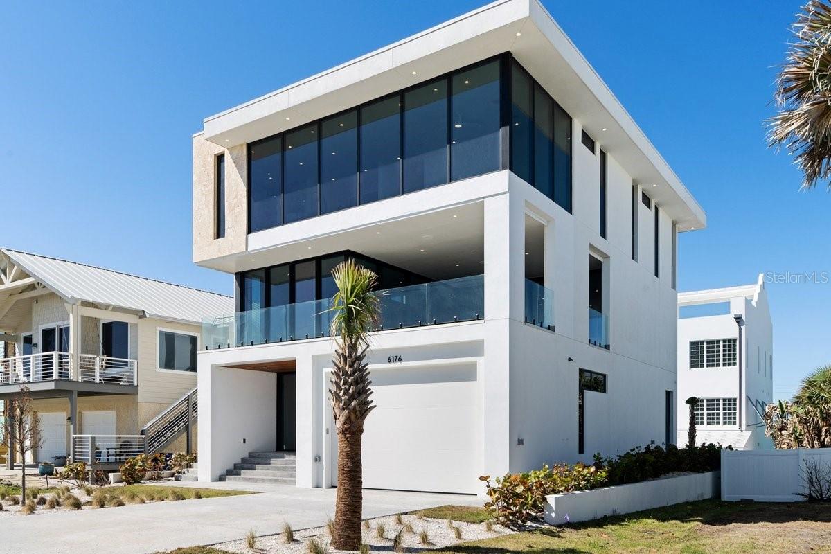 Image 26 of 95 For 6176 Atlantic Avenue