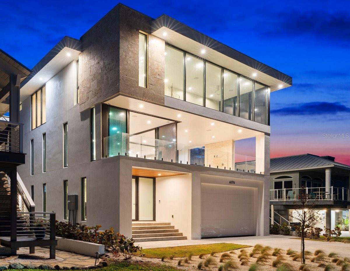 Image 3 of 95 For 6176 Atlantic Avenue