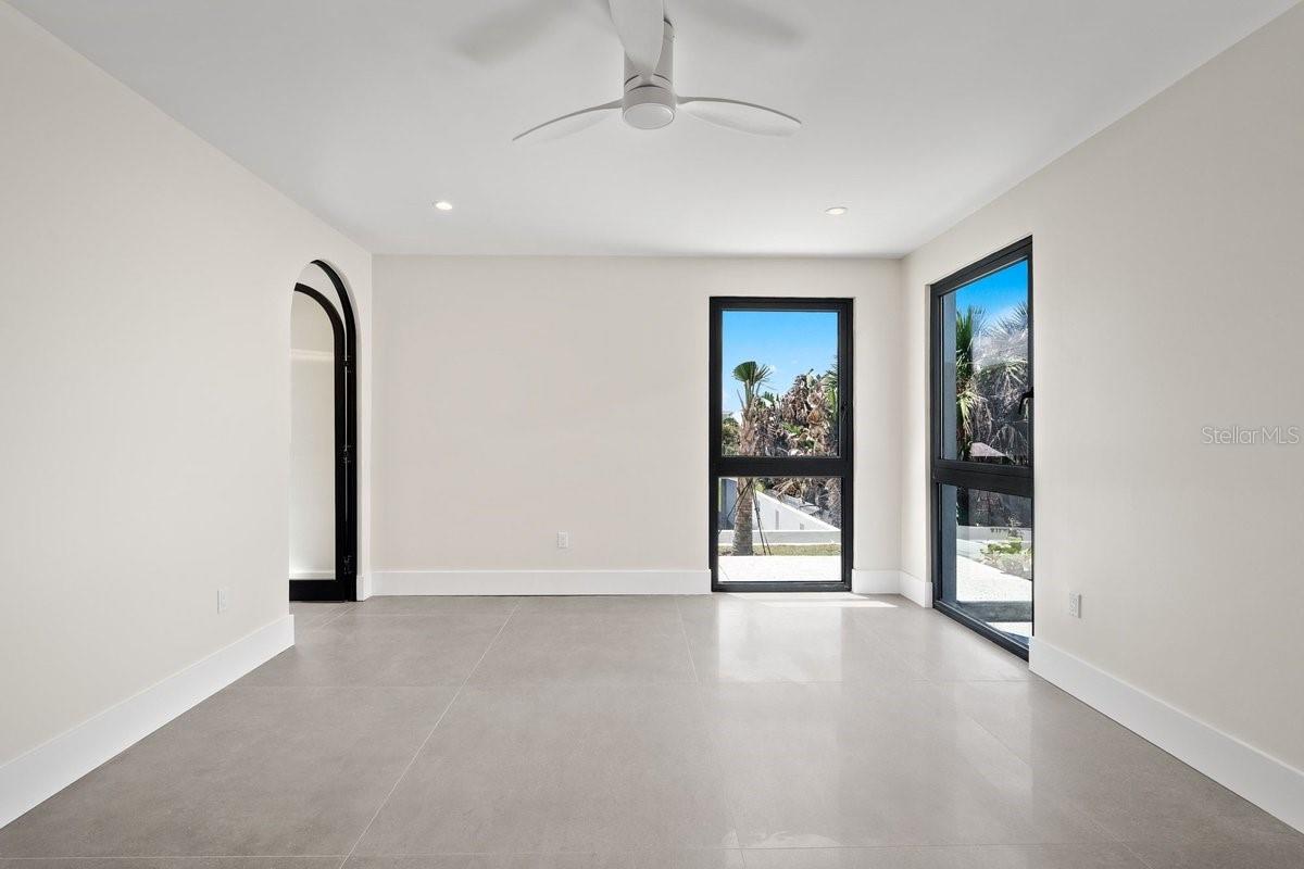 Image 35 of 95 For 6176 Atlantic Avenue