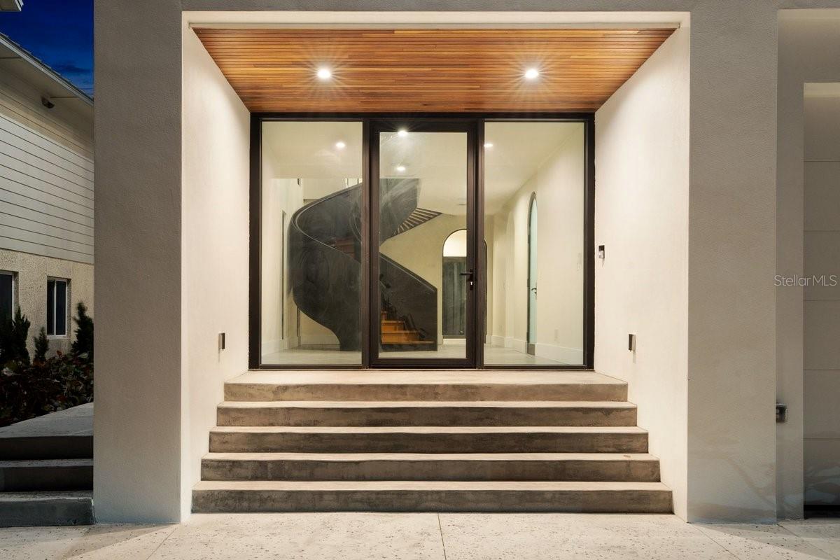 Image 4 of 95 For 6176 Atlantic Avenue