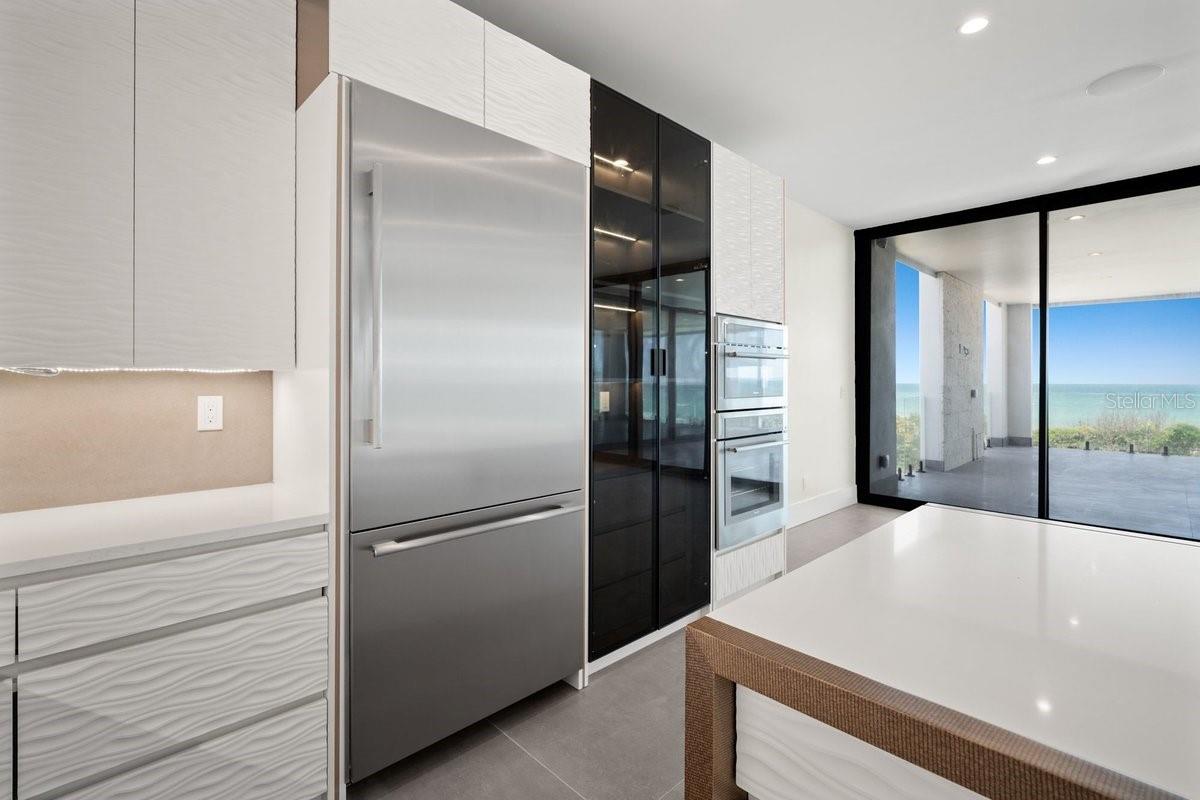 Image 49 of 95 For 6176 Atlantic Avenue