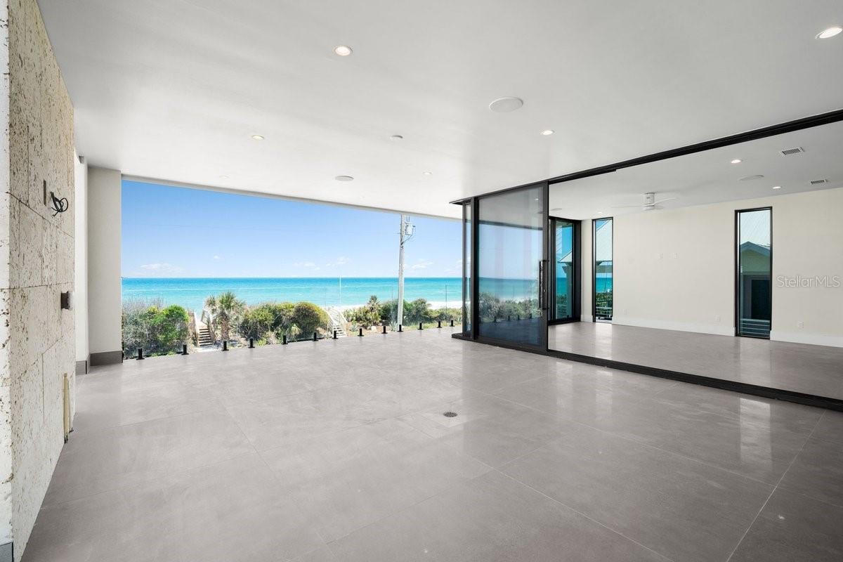 Image 60 of 95 For 6176 Atlantic Avenue