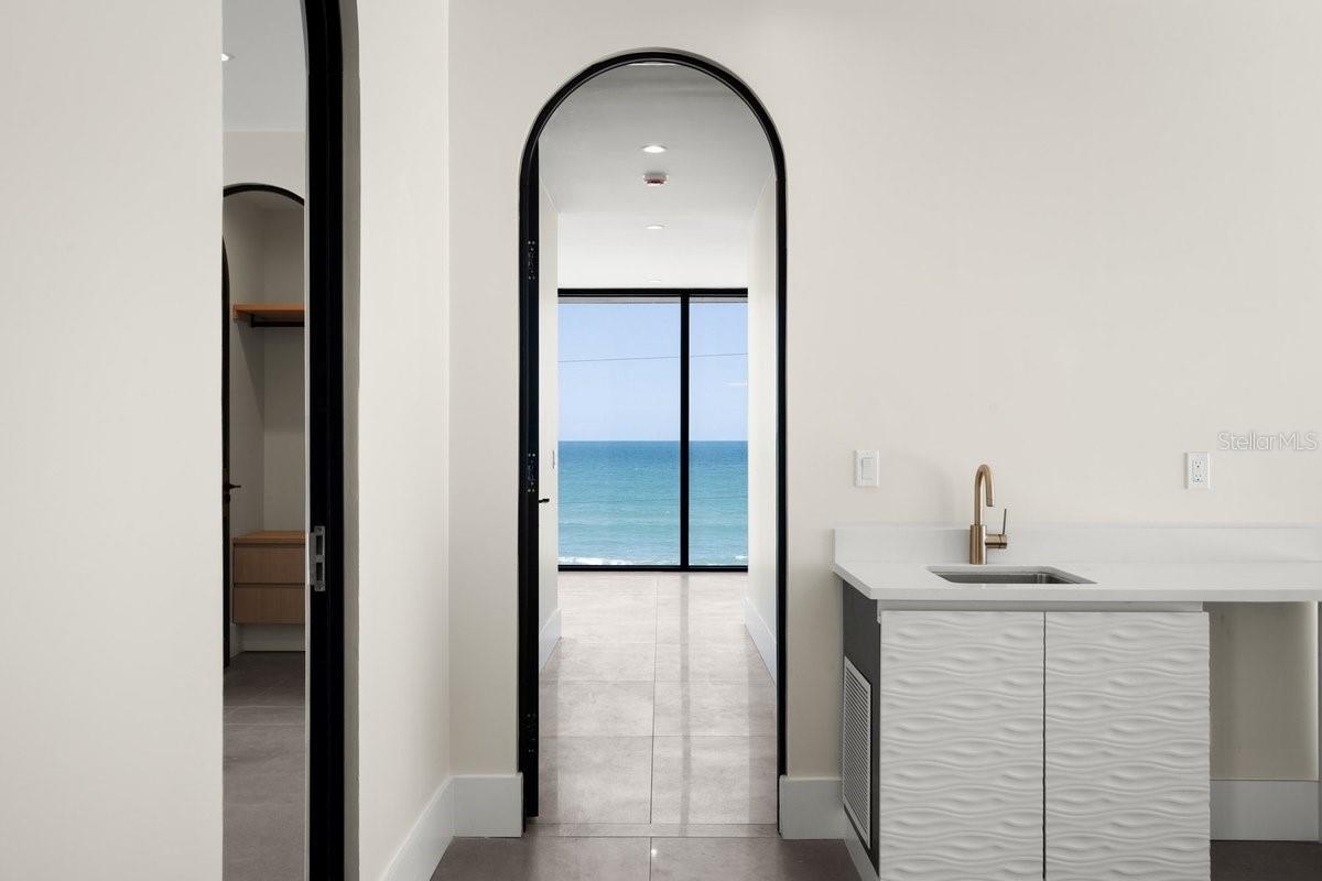 Image 69 of 95 For 6176 Atlantic Avenue