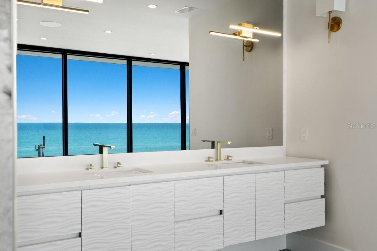 Image 77 of 95 For 6176 Atlantic Avenue