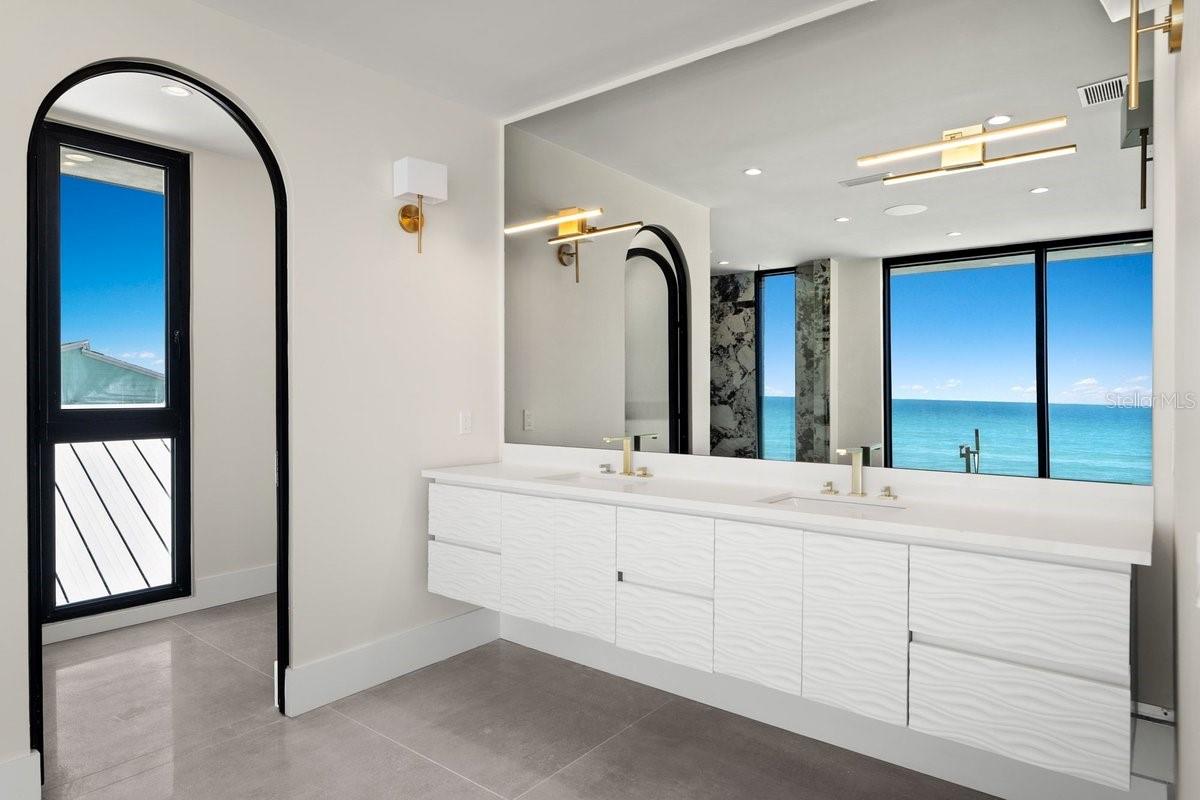 Image 79 of 95 For 6176 Atlantic Avenue