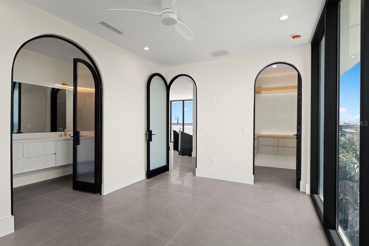 Image 82 of 95 For 6176 Atlantic Avenue