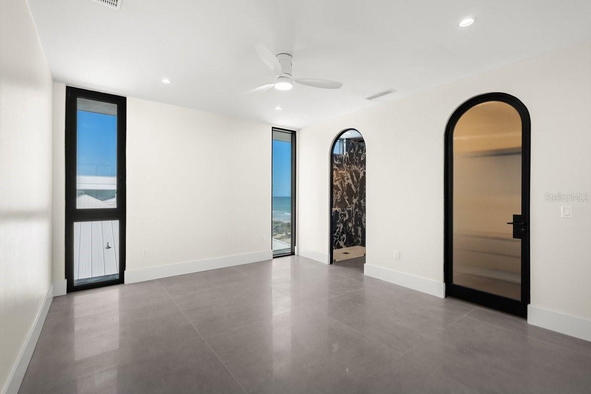 Image 87 of 95 For 6176 Atlantic Avenue