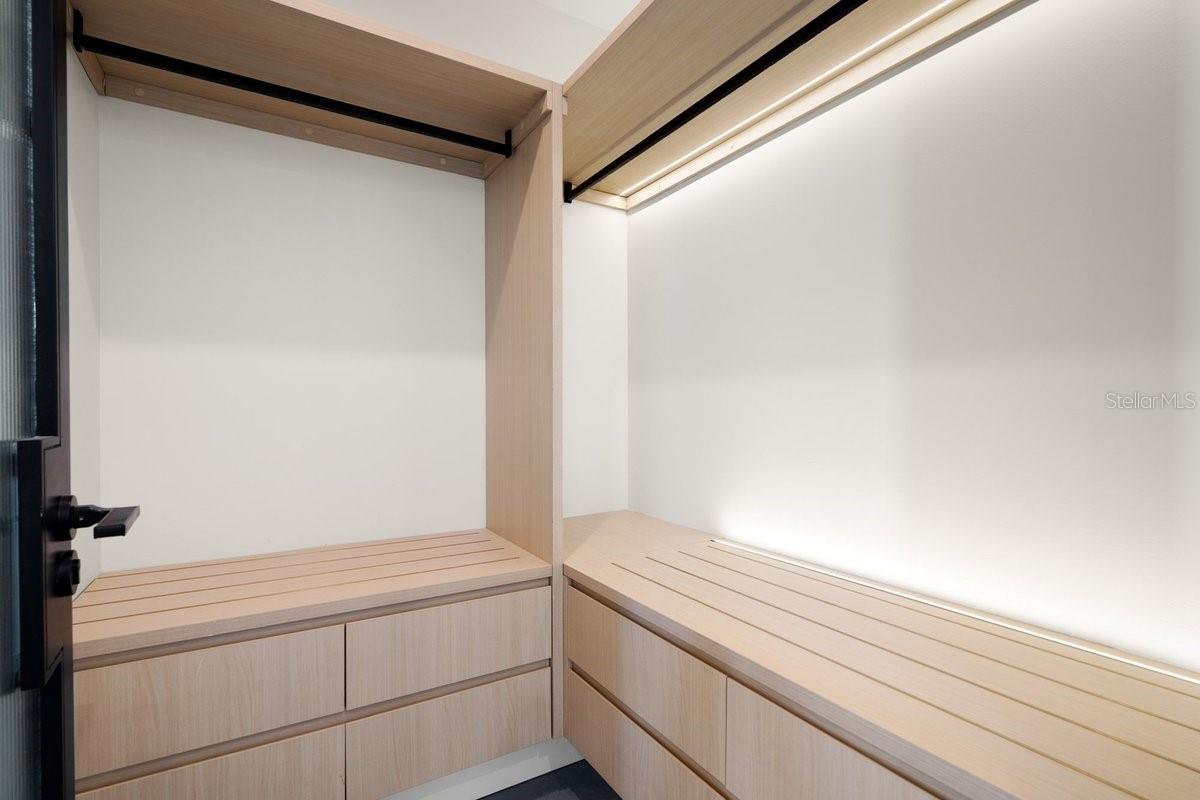 Image 91 of 95 For 6176 Atlantic Avenue