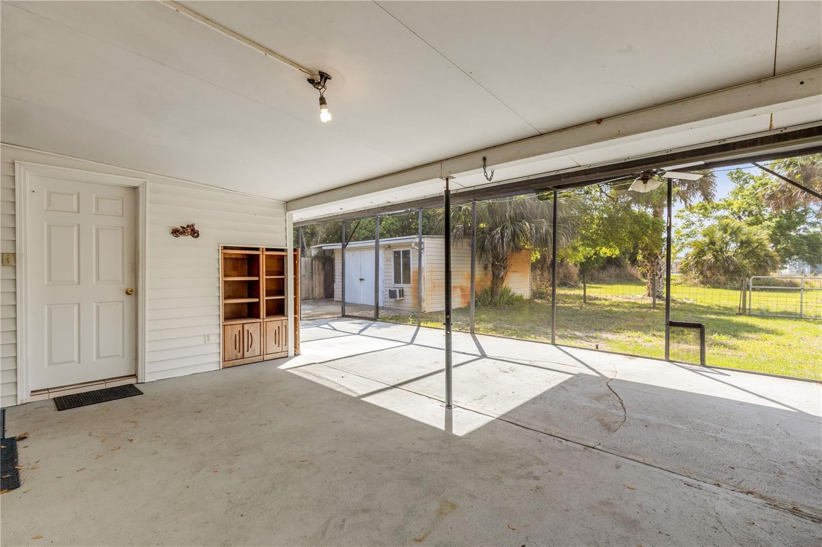 Image 25 of 32 For 114 Pine Bluff Street