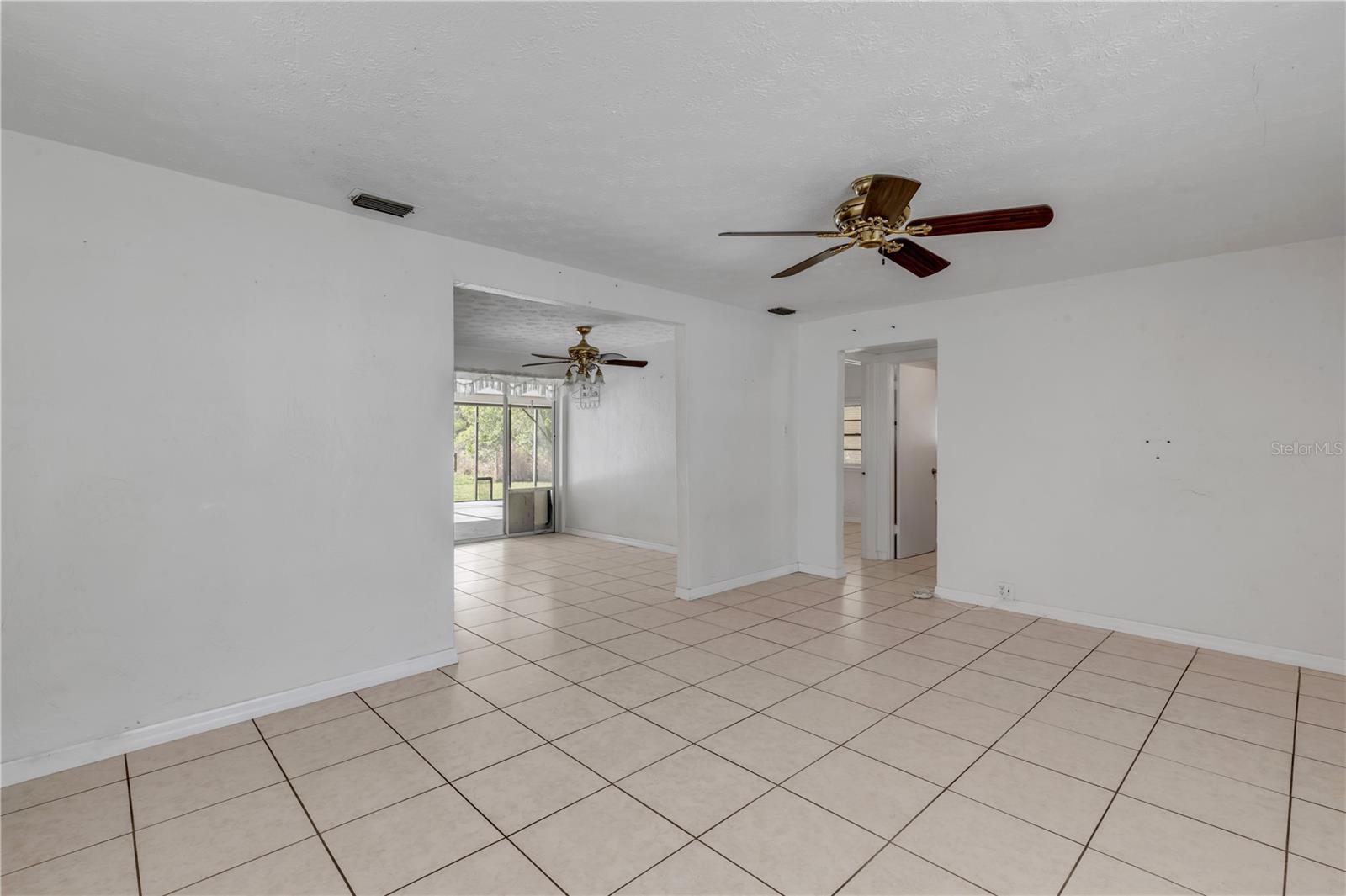 Image 9 of 32 For 114 Pine Bluff Street