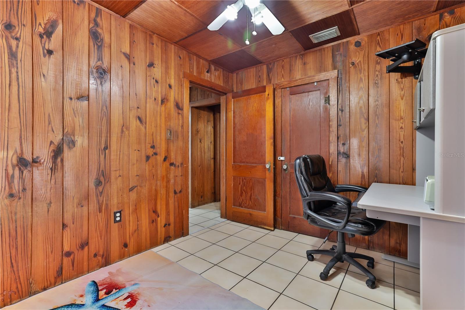 Image 25 of 44 For 314 Due East Street