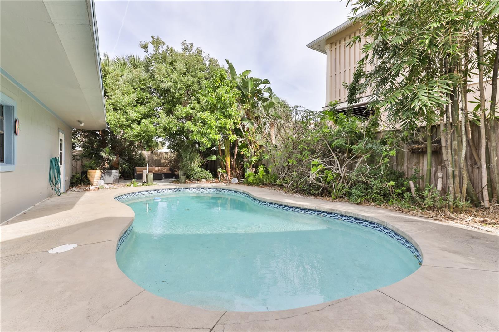 Image 34 of 44 For 314 Due East Street