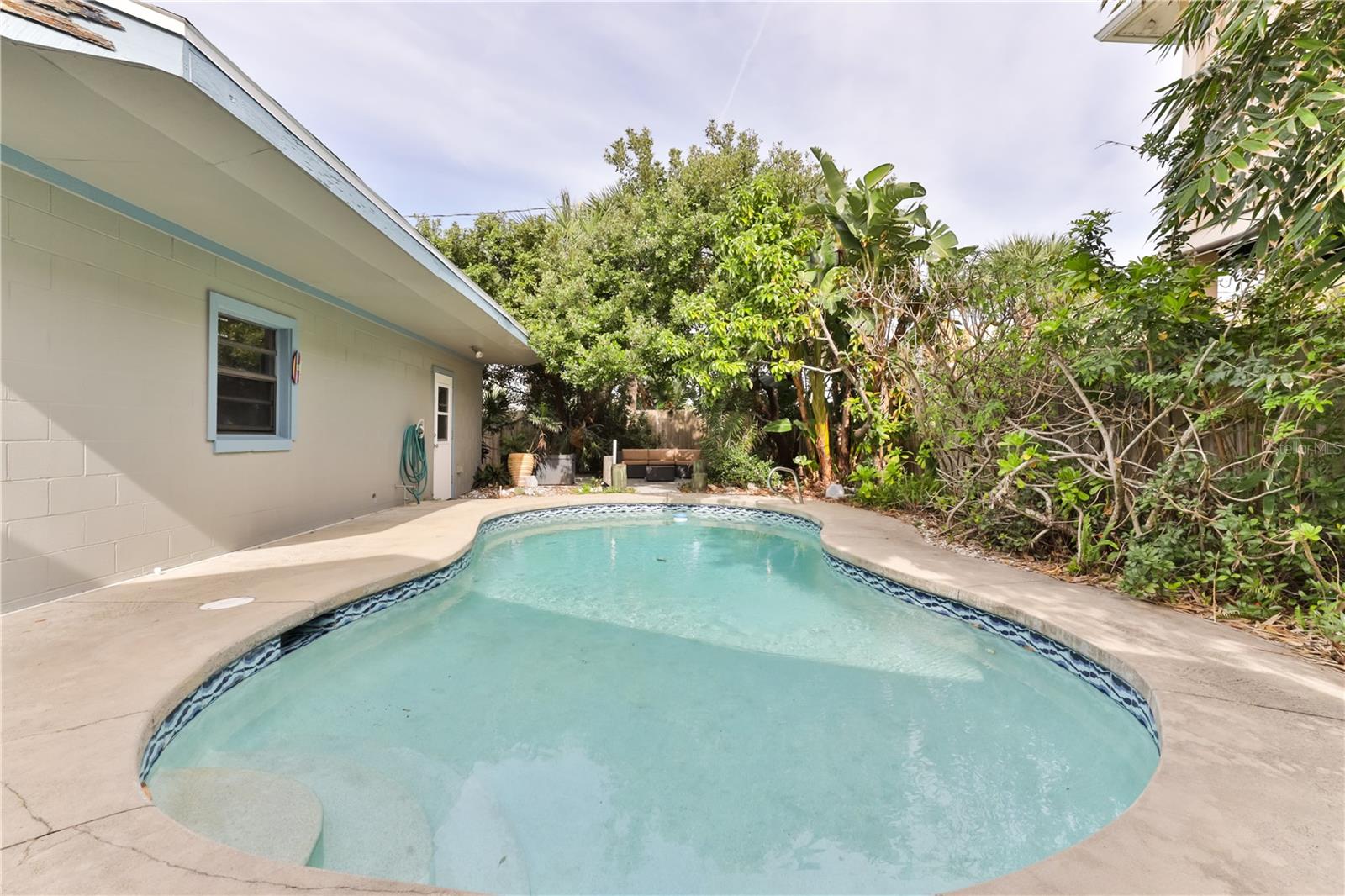 Image 35 of 44 For 314 Due East Street