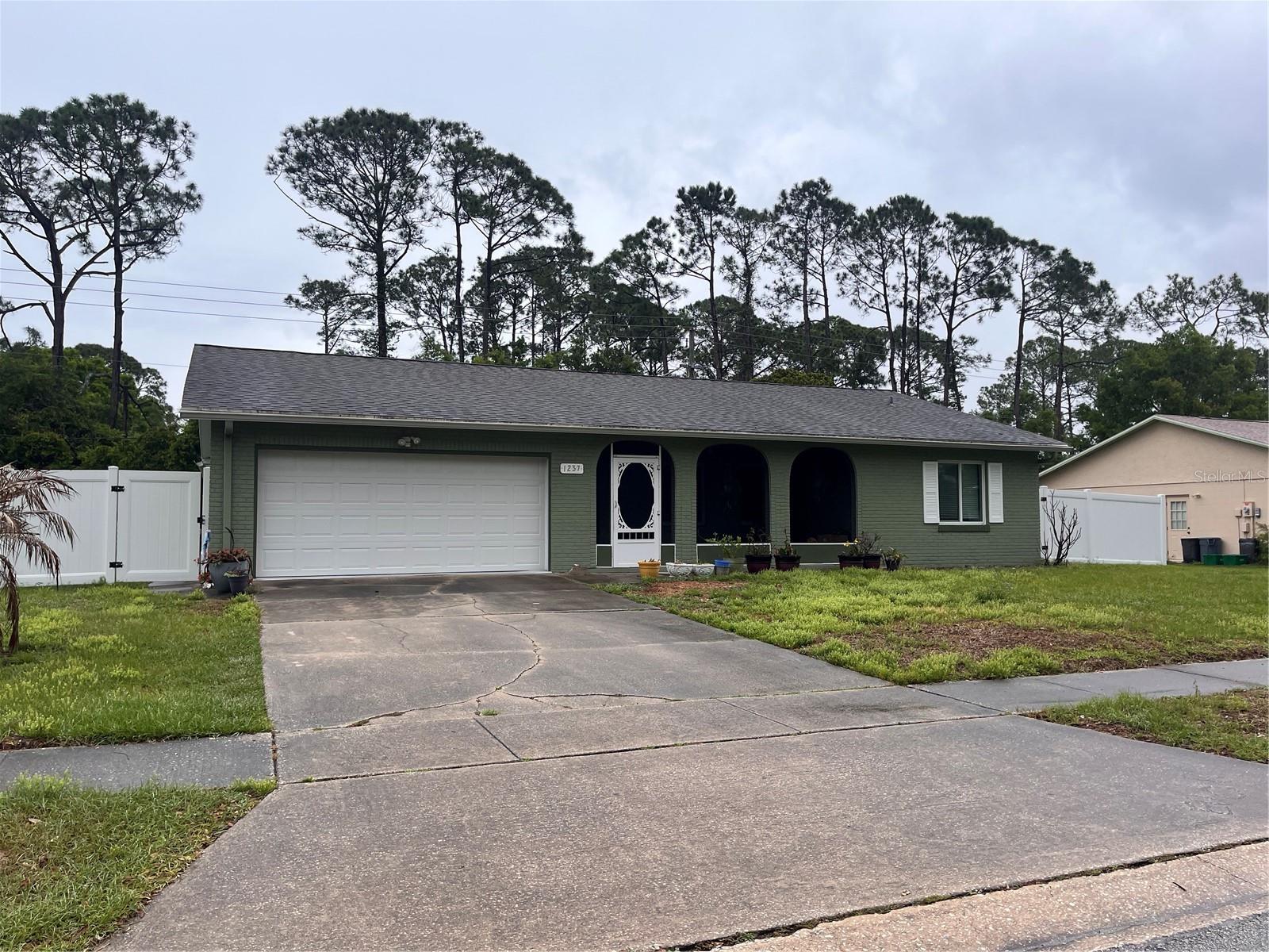 Listing Details for 1237 Jeffery Drive, PORT ORANGE, FL 32129