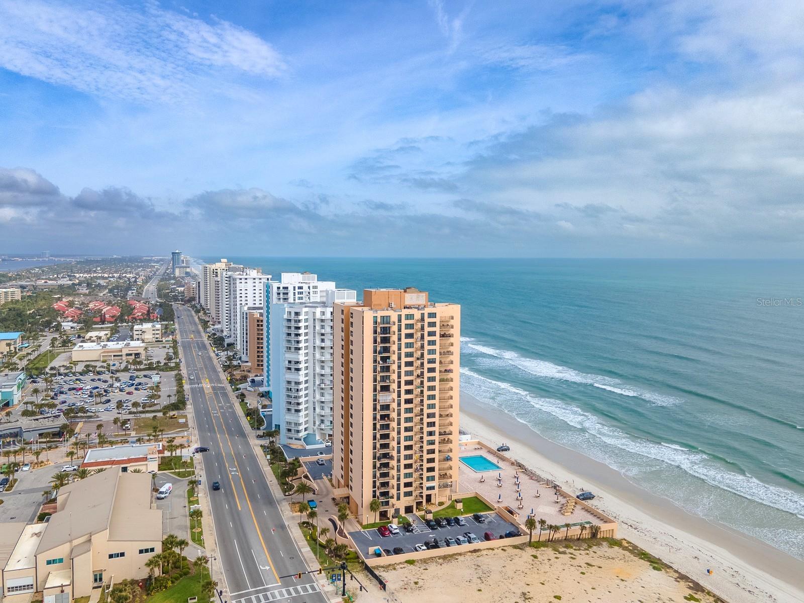 Image 27 of 43 For 3051 S. Atlantic Avenue S050